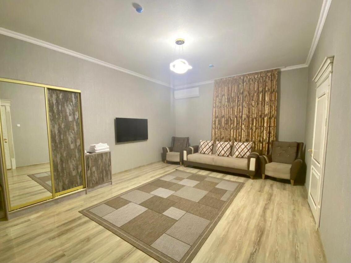 Golden Ray Hotel Turkistan Bagian luar foto